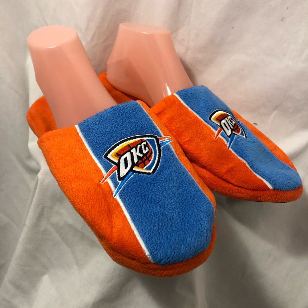Foco OKC Thunder house slippers